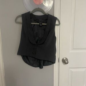 Larry Levine Charcoal Sleeveless Blouse